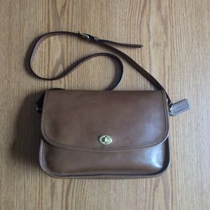 “Vintage” Coach City Bag-British Tan leather